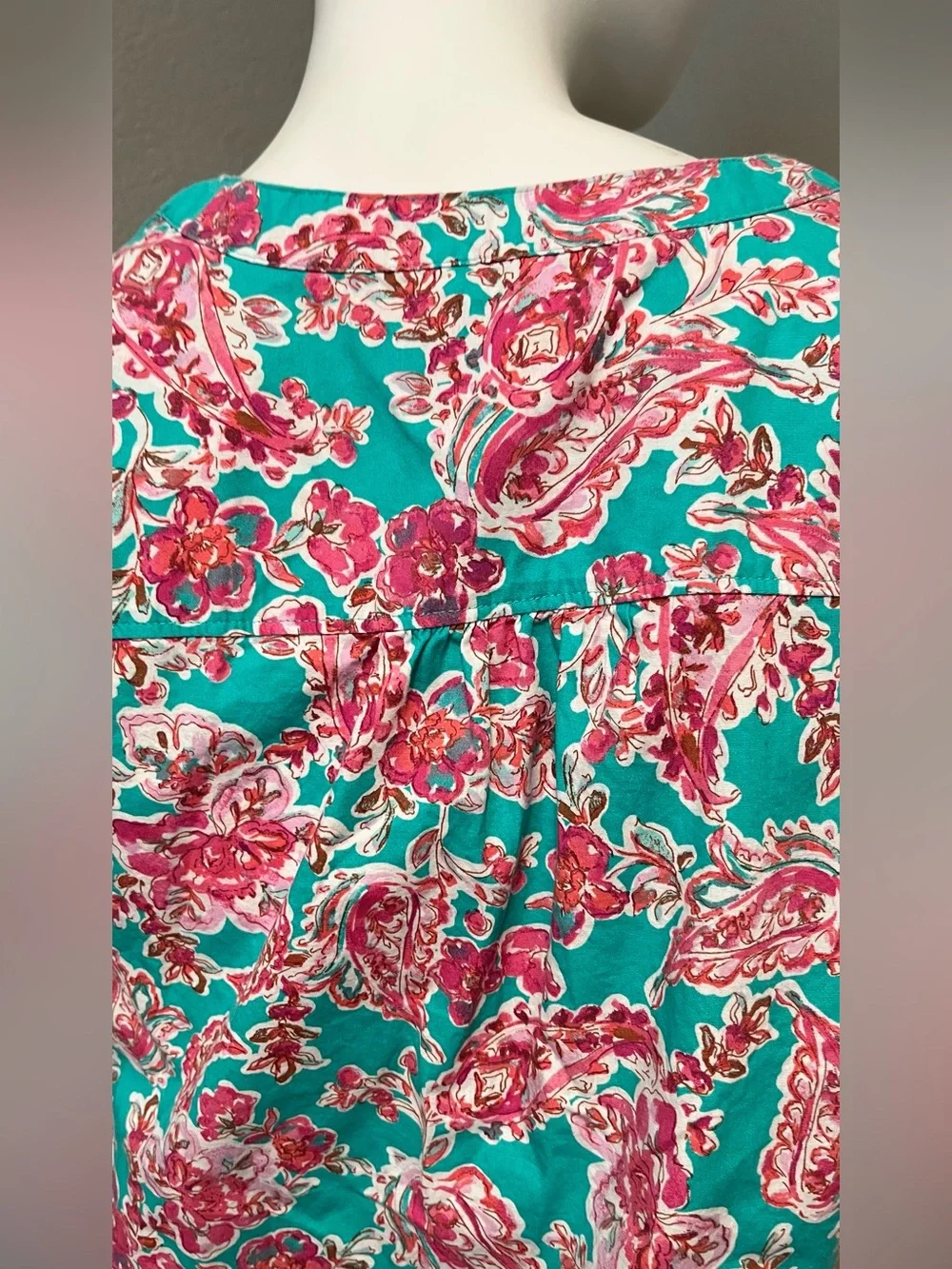 J. CREW Women’s Turquoise  Floral Paisley V-Neck SS Top  Blouse Size XS